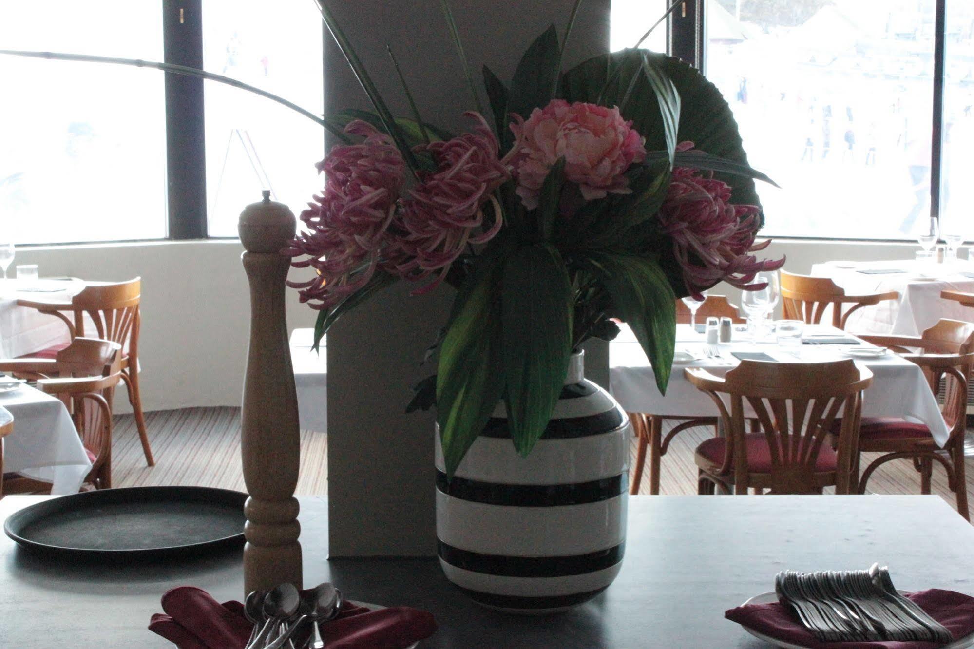 Perisher Manor Hotel Perisher Valley Buitenkant foto